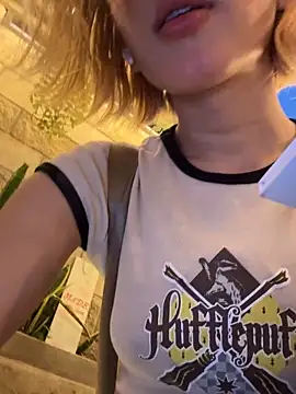 SweetBunnyGF – webcam-show