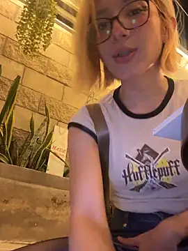 SweetBunnyGF – webcam-show