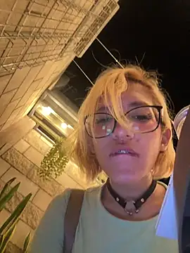 SweetBunnyGF's Webcam Show