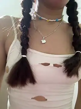 Chat +18 de SweetBunnyGF ao vivo