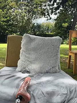 AliceMrtnz Adlı Modelin Web Kamerası Şovu