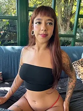 Chatroom XXX en direct de AliceMrtnz