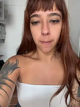 AliceMrtnz's Webcam Show