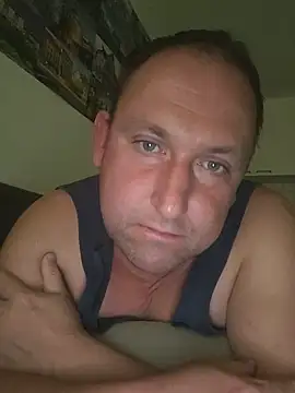 Show de GenuineDedication42 na webcam