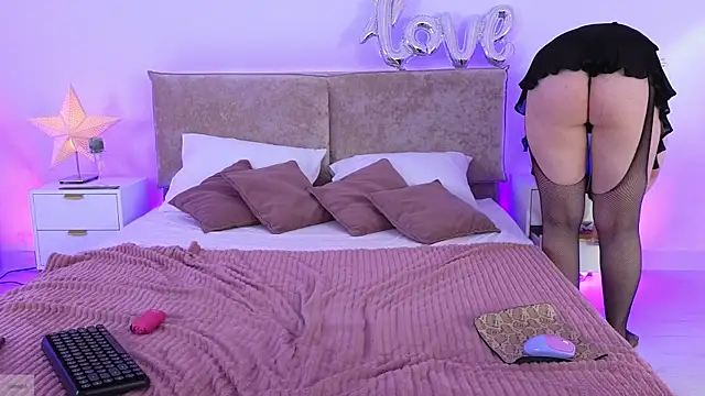 Jules_night Webcam Show