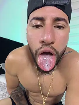 Thiago_Hill ওয়েবক্যাম শো