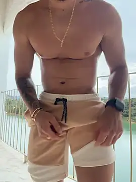 Thiago_Hill Webcamshow
