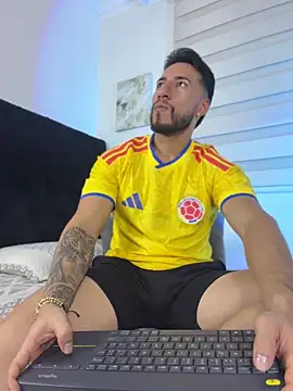 Show de Thiago_Hill na webcam
