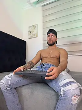 Thiago_Hill 网络视讯表演