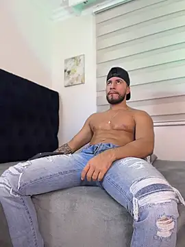 Thiago_Hill Webcam Show