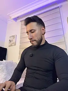 Thiago_Hill Show Webcam