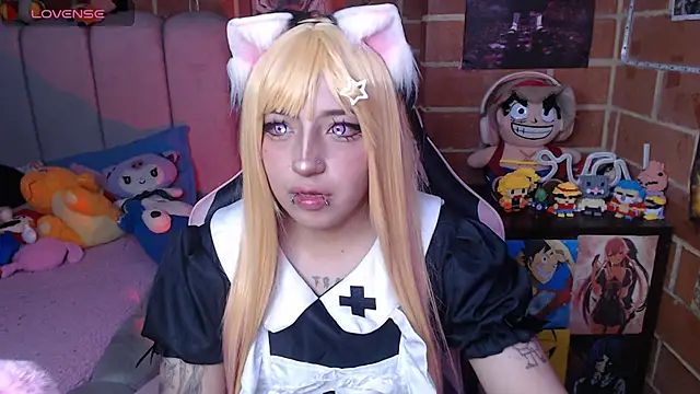 _alexa19pretty_'s Webcam Show