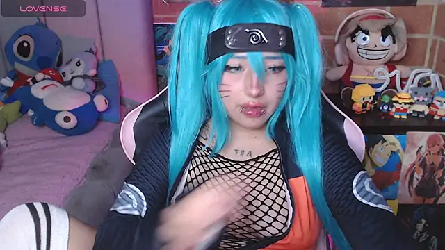 _alexa19pretty_ Show in webcam