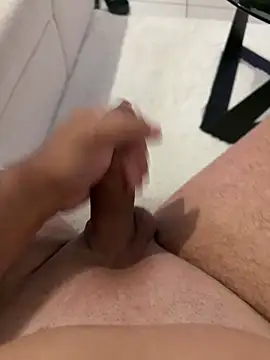 julienCr7のウェブカメラショー