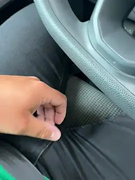julienCr7 Show in webcam