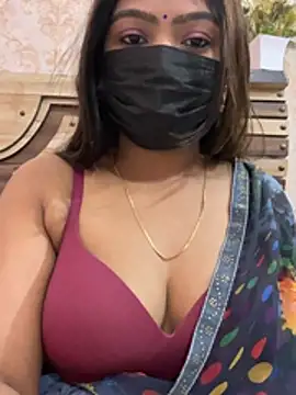 Cute-Ananyaa Show in webcam