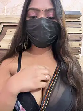 Show modela Cute-Ananyaa na web-kameri