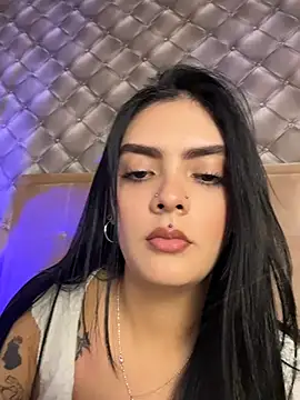 Chat +18 de AliceRitter ao vivo