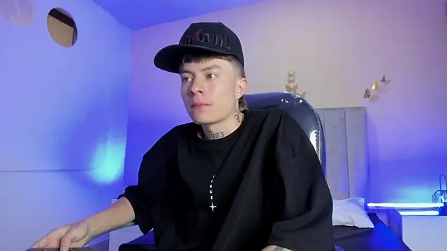 Nascary_Fox's Live XXX Chat