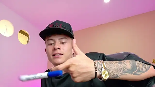 Nascary_Fox's Live XXX Chat