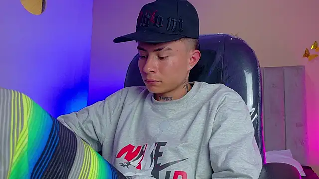 Nascary_Fox webcam show