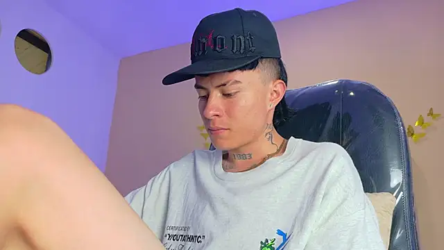 Chat +18 de Nascary_Fox ao vivo