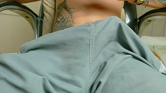 Nascary_Fox's Webcam Show