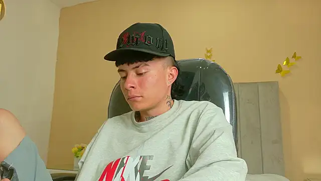 Nascary_Fox élő XXX-chatje