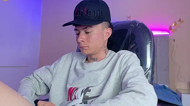 Nascary_Fox Show Webcam