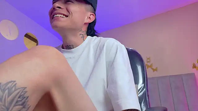 Nascary_Fox Live XXX-Chat