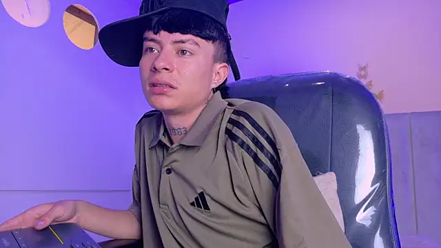 Czat XXX na żywo – Nascary_Fox
