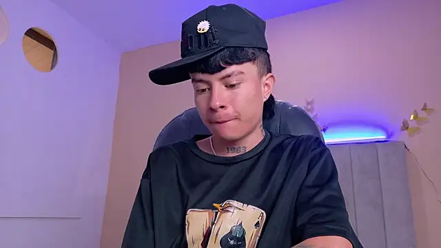 Nascary_Fox's Live XXX Chat