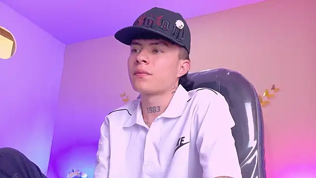 Chatroom XXX en direct de Nascary_Fox