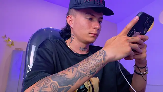 Nascary_Fox webkamerás műsora