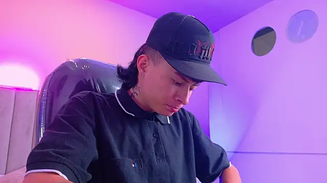 Nascary_Fox Webcam-Show