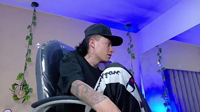 Онлайн чат XXX Nascary_Fox