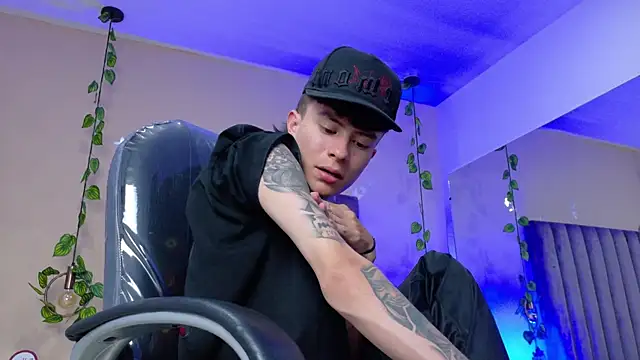 Nascary_Fox webcam show