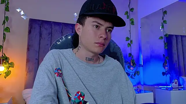 Nascary_Fox Chat XXX in diretta