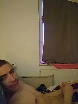 Show modela lutschihnmir20 na web-kameri