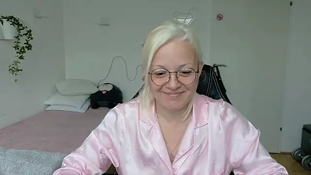 Linsy_Kim Live XXX-chat