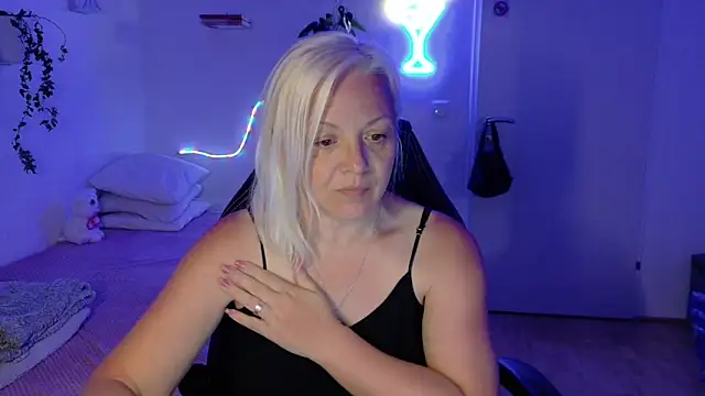 Czat XXX na żywo – Linsy_Kim