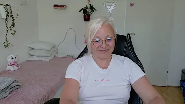 Chatroom XXX en direct de Linsy_Kim