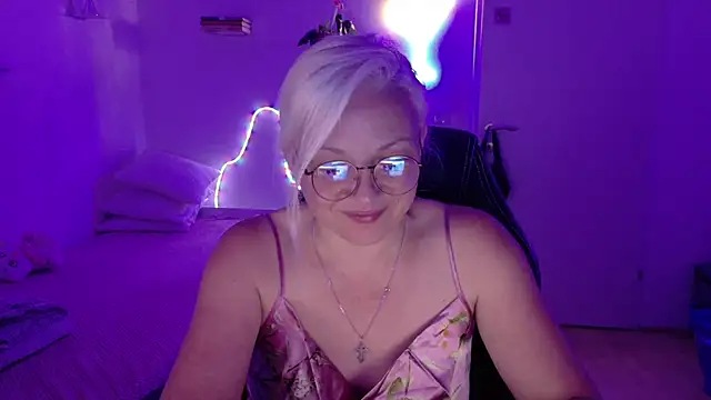 Chat +18 de Linsy_Kim ao vivo