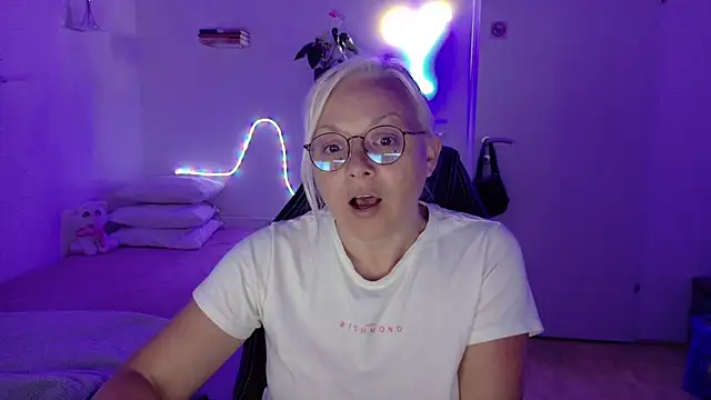 Chatroom XXX en direct de Linsy_Kim