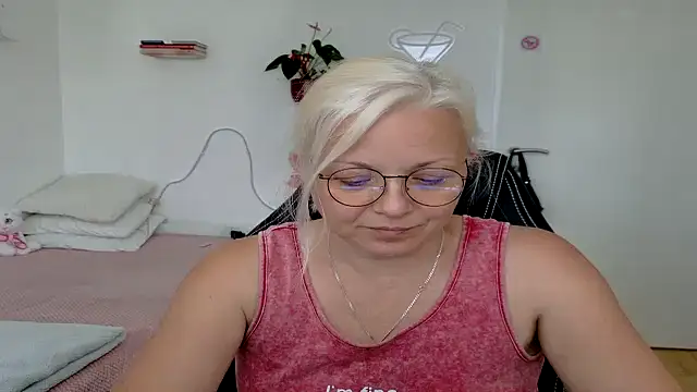 Chat XXX en directo de Linsy_Kim