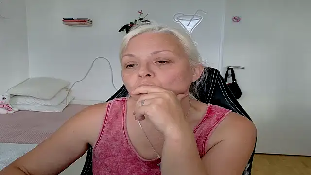 Linsy_Kim XXX чат на живо