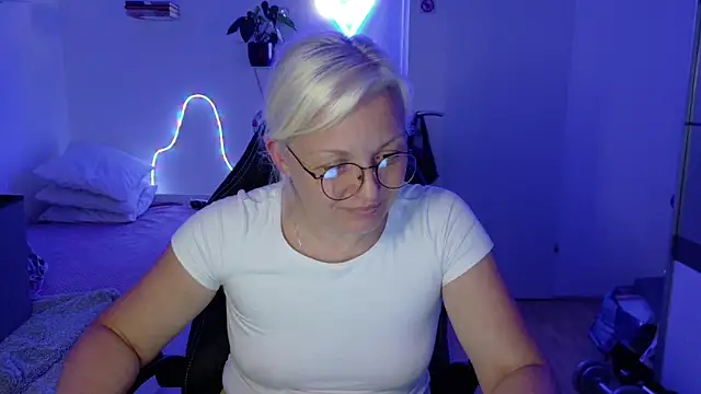 Živý XXX chat Linsy_Kim