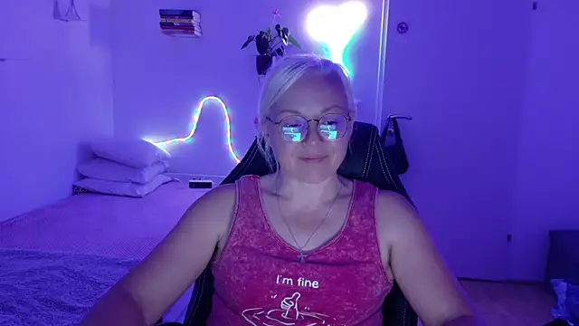 دردشة Linsy_Kim الجنسية المباشرة