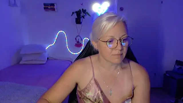 Živý XXX chat Linsy_Kim