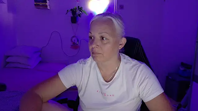 Linsy_Kim Live XXX Chat